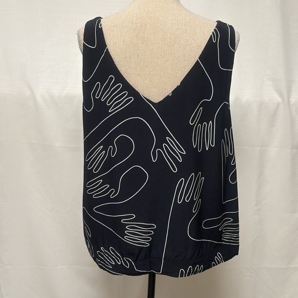 Elk Black and White Women's Top - Picture 4 of 7